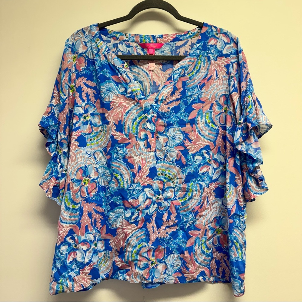 Lilly Pulitzer Blue Floral V-Neck Ruffle Sleeve Blouse Drycleaned EUC
